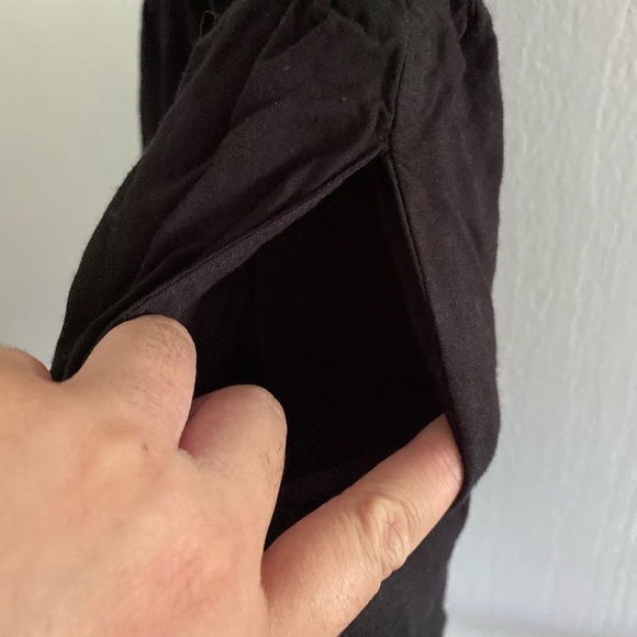 Summer Top with Cut Out Detail and Bow - Picture 2 of 3